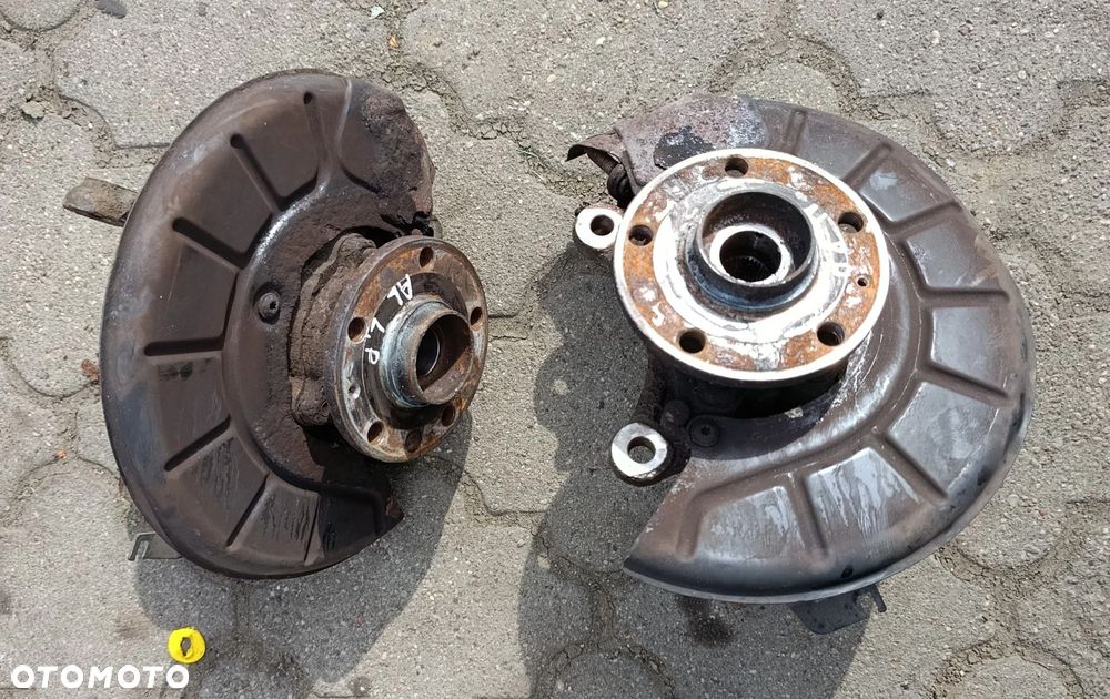 Altea piasta zwrotnica przednia przód 1,6TDI lift Altea XL Toledo VW Golf Touran Audi Skoda Seat