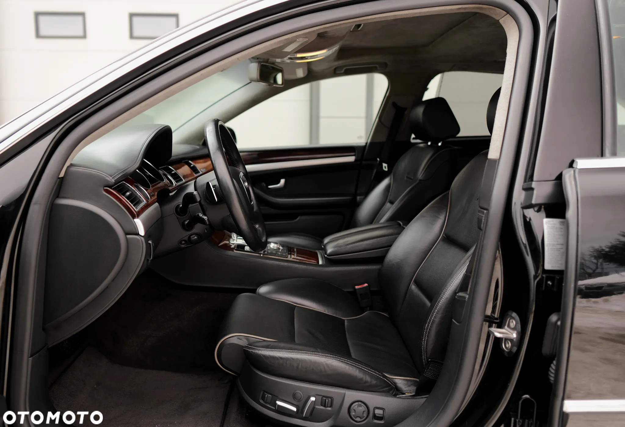 Audi A8 6.0 W12 L Quattro - 13