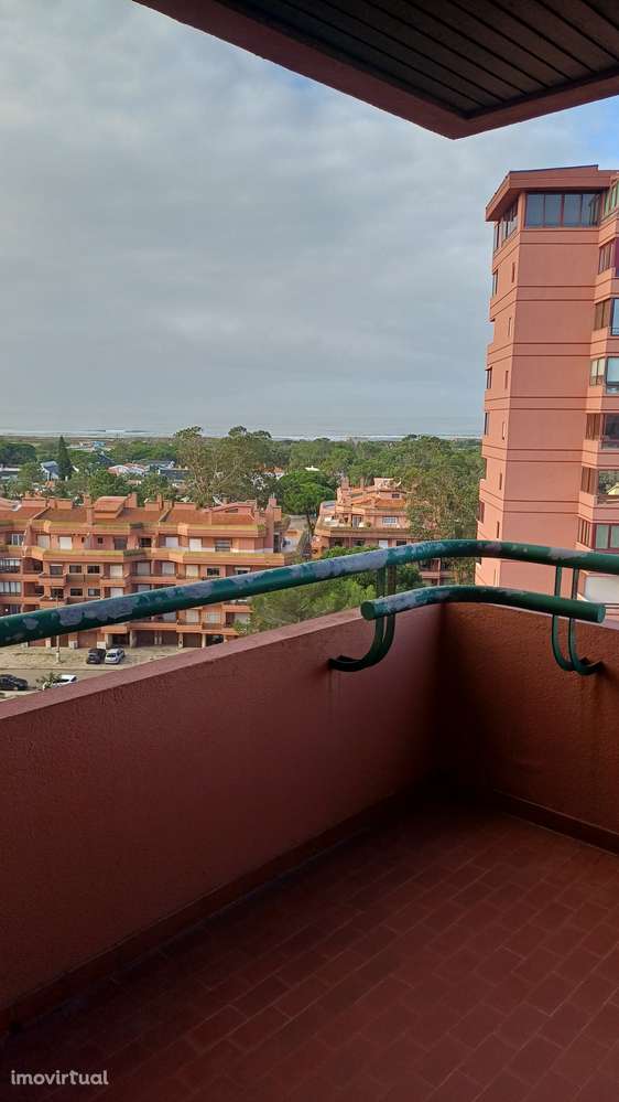 Excelente apartamento na praia de S. João da Caparica - Grande imagem: 3/11
