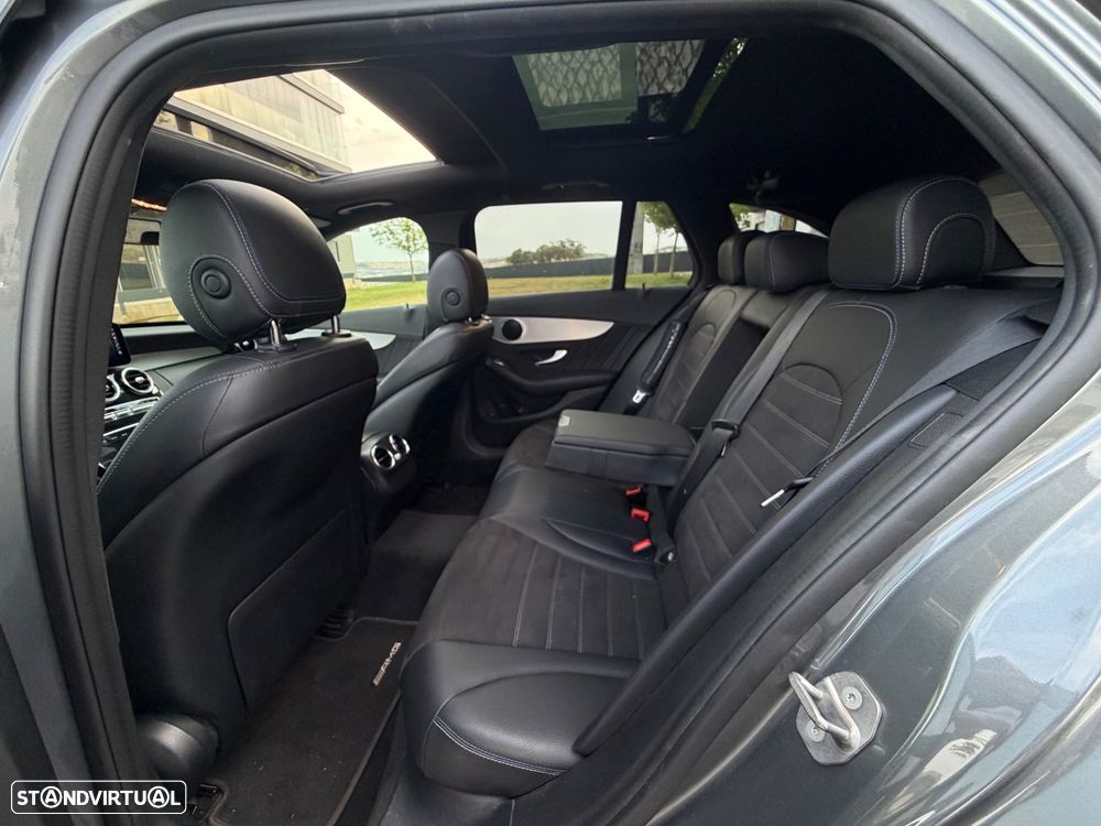 Mercedes-Benz C 300 de AMG Line - 23