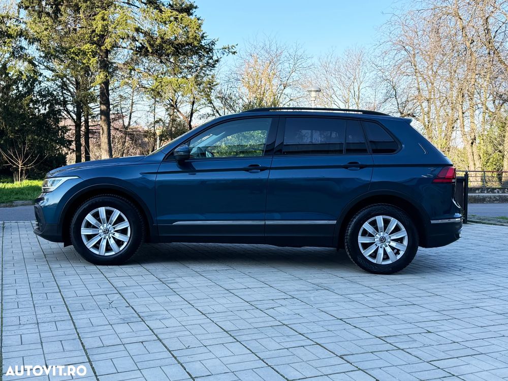 Volkswagen Tiguan - 9