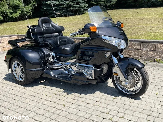 Honda GL - 9