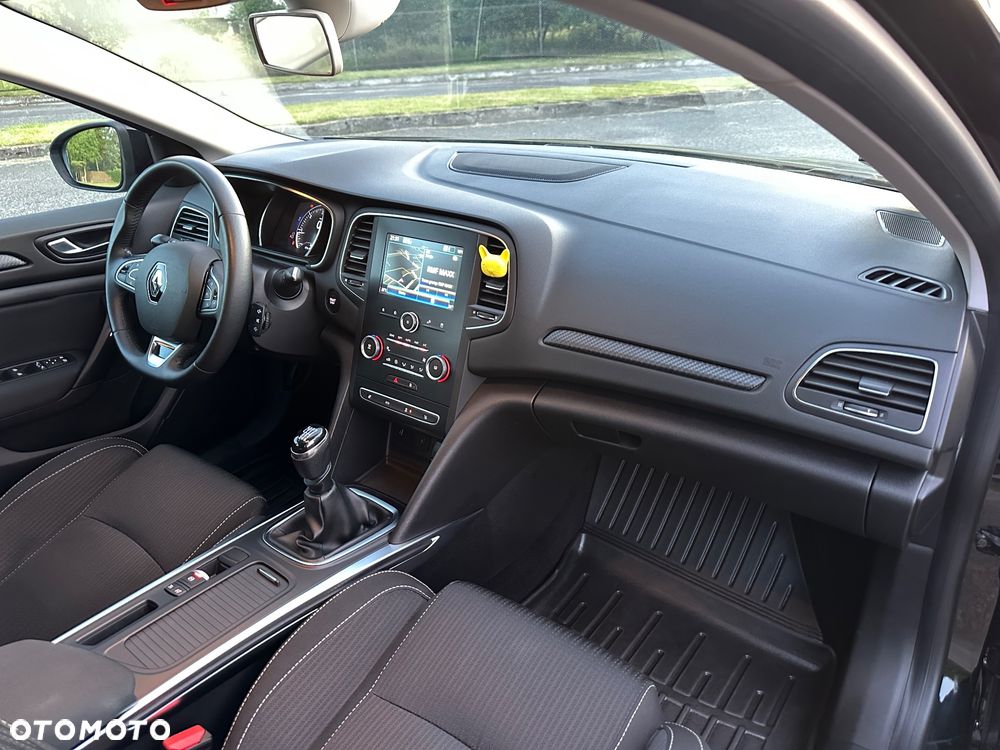 Renault Megane 1.5 Blue dCi Business - 22