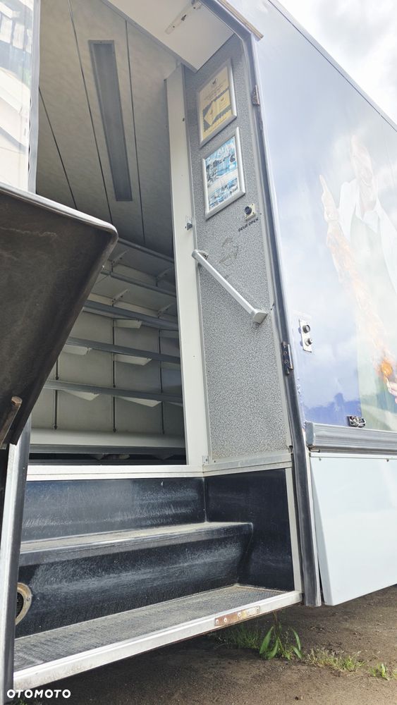 Iveco ML 100 E15 Foodtruck - 31