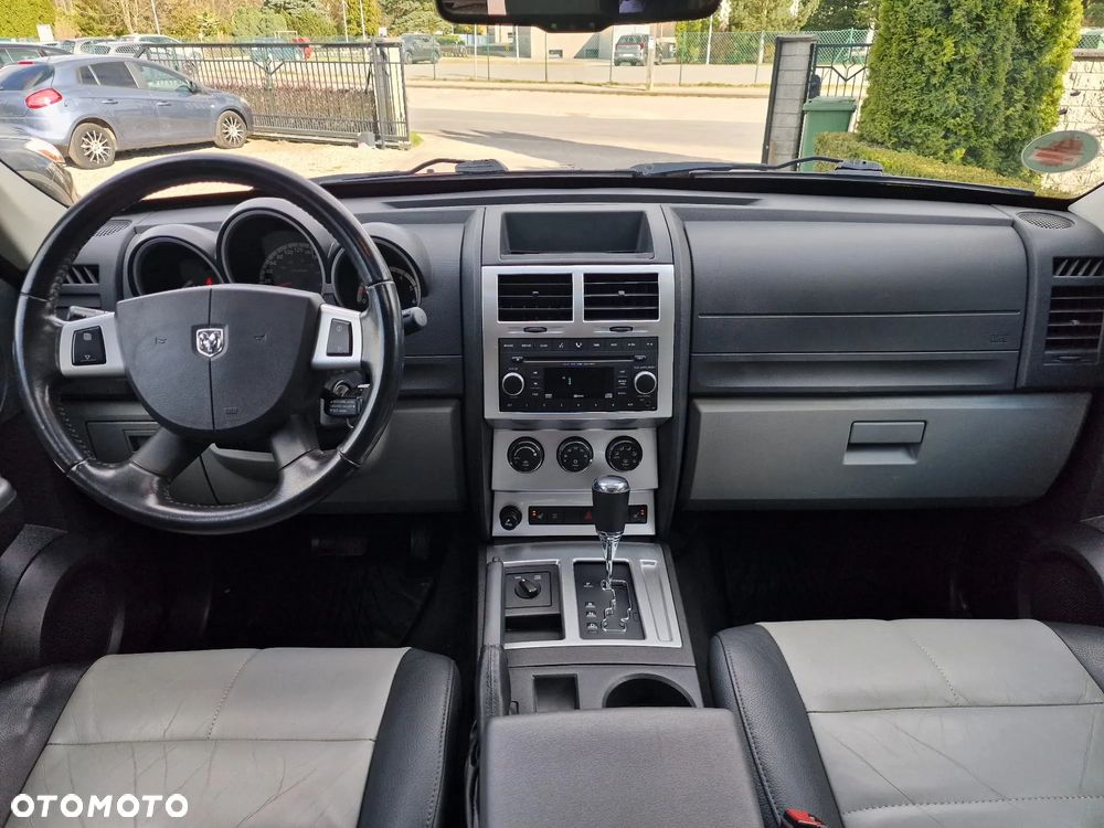 Dodge Nitro 2.8 CRD DPF Automatik R/T - 22