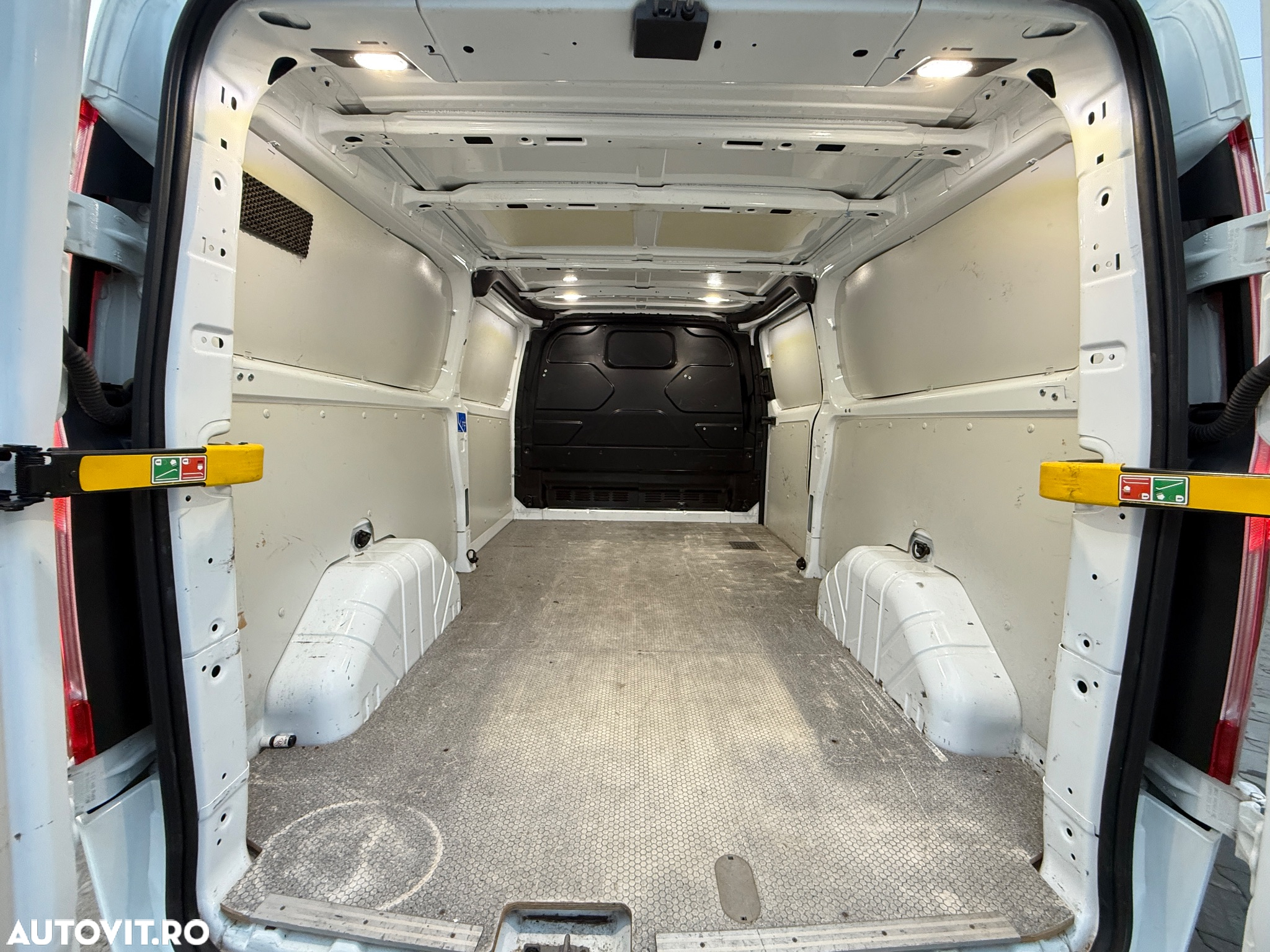 Ford TRANSIT - 7