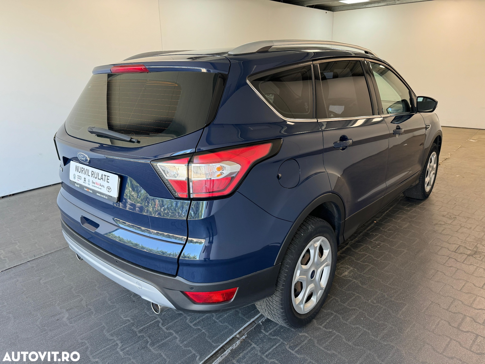 Ford Kuga 2.0 EcoBlue A8 FWD Titanium - 13