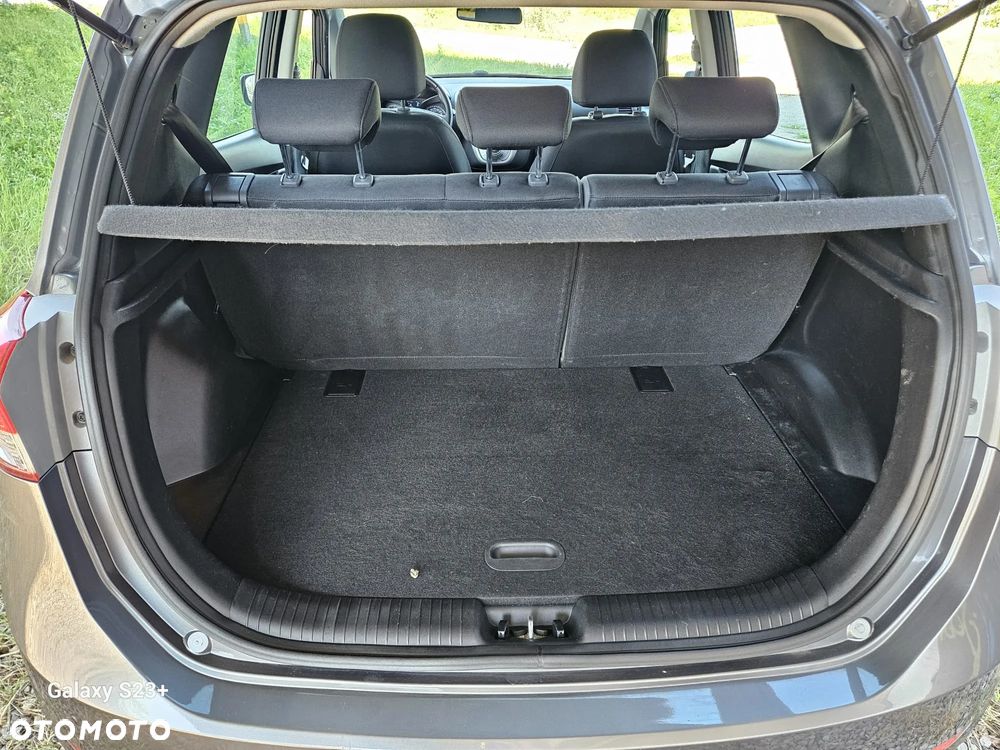 Hyundai ix20 1.4 blue Comfort - 15