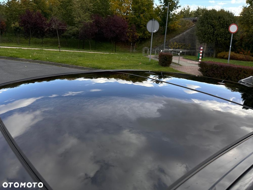 Hyundai Genesis 3.8 V6 GDI - 9