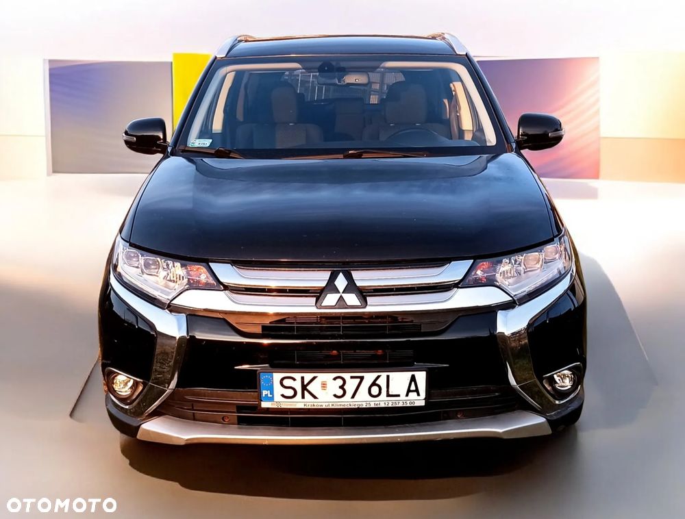 Mitsubishi Outlander 2.0 Intense 4WD CVT - 14