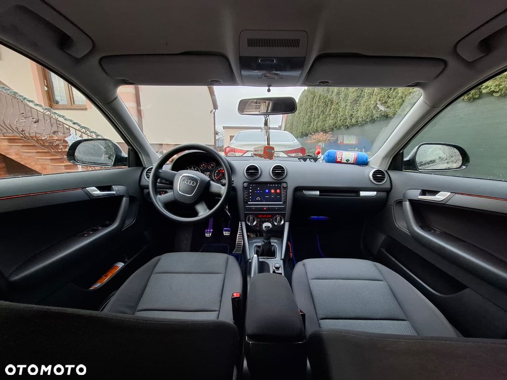 Audi A3 Sportback 1.6 Ambition - 22