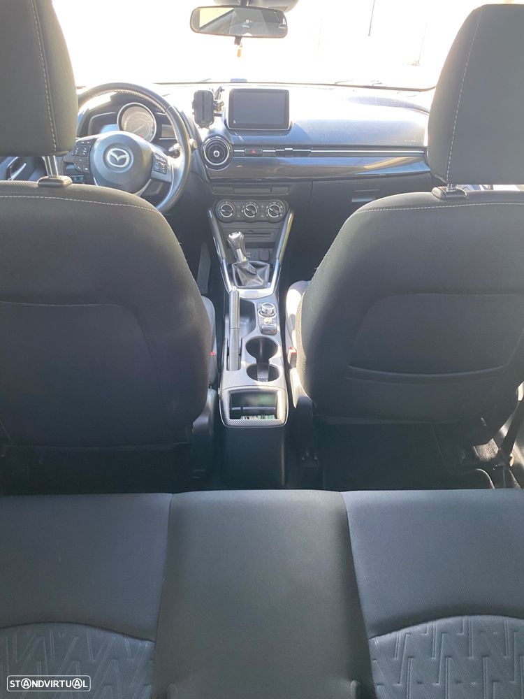 Mazda 2 1.5 Sky.Evolve - 3