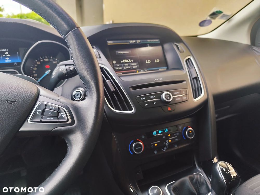 Ford Focus 1.0 EcoBoost Gold X (Edition) - 23