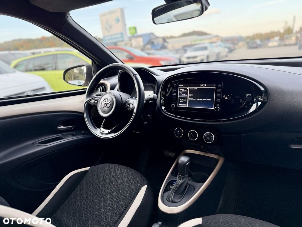 Toyota Aygo X 1.0 VVT-i Color Edition X-shift - 20