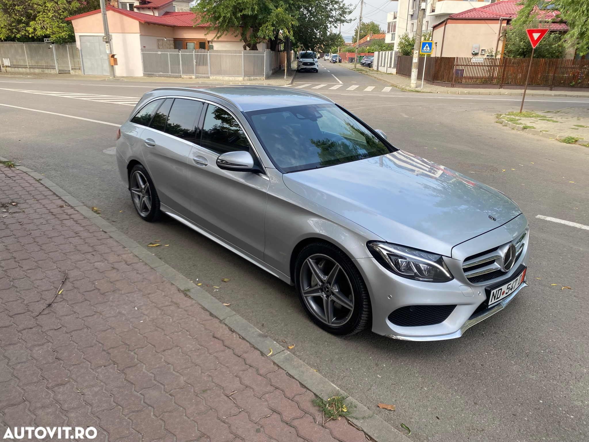 Mercedes-Benz C 250 d T 9G-TRONIC AMG Line - 6