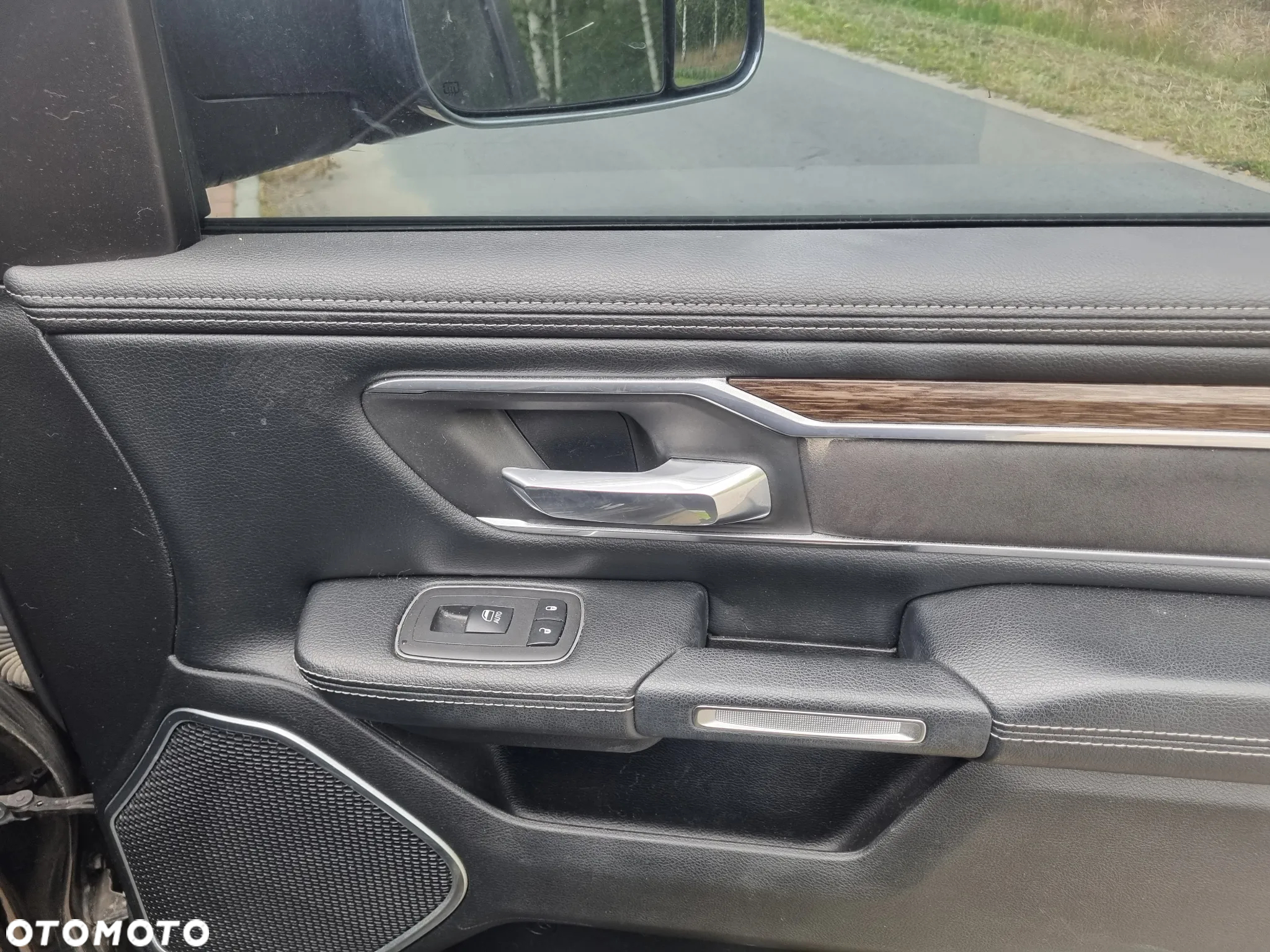 Dodge RAM 1500 5.7 4x4 - 27