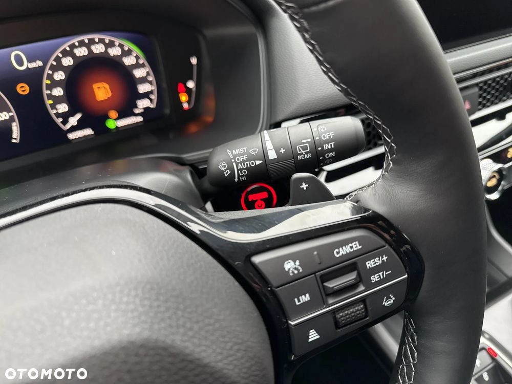 Honda Civic 2.0 i-MMD Sport CVT - 22