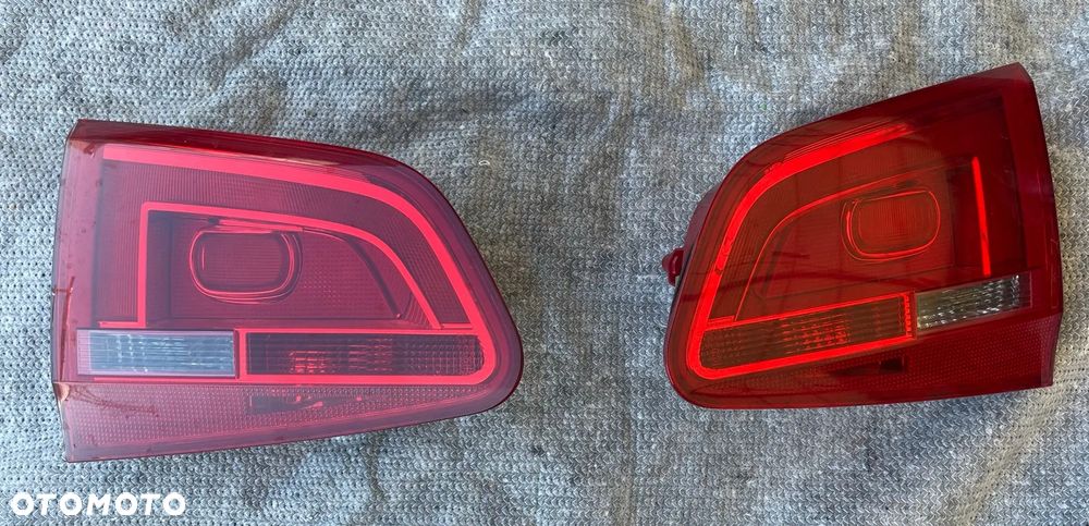 VW Sharan 7N lampa tył prawa lewa w klapę - 1