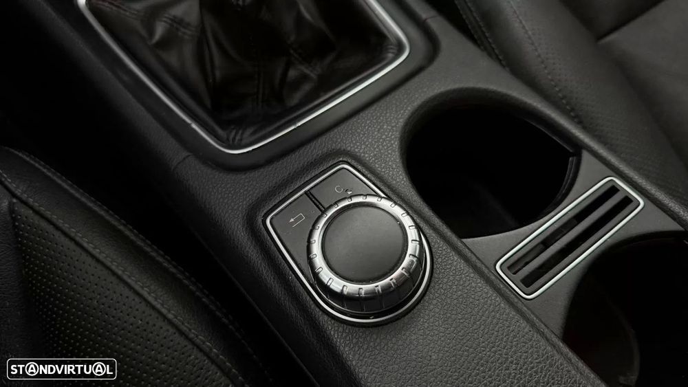 Mercedes-Benz A 180 CDI BlueEFFICIENCY - 15