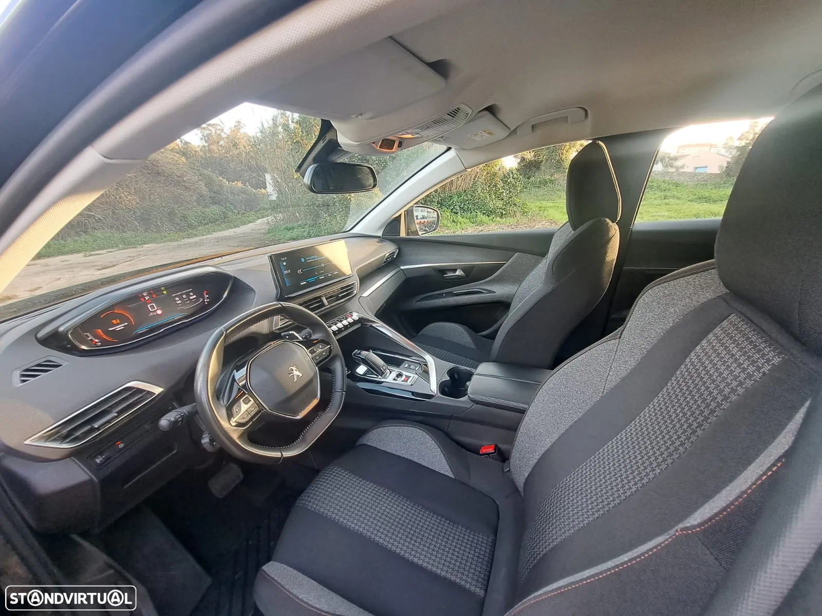 Peugeot 3008 PureTech 130 Stop & Start GPF EAT8 Active Business-Pack - 25