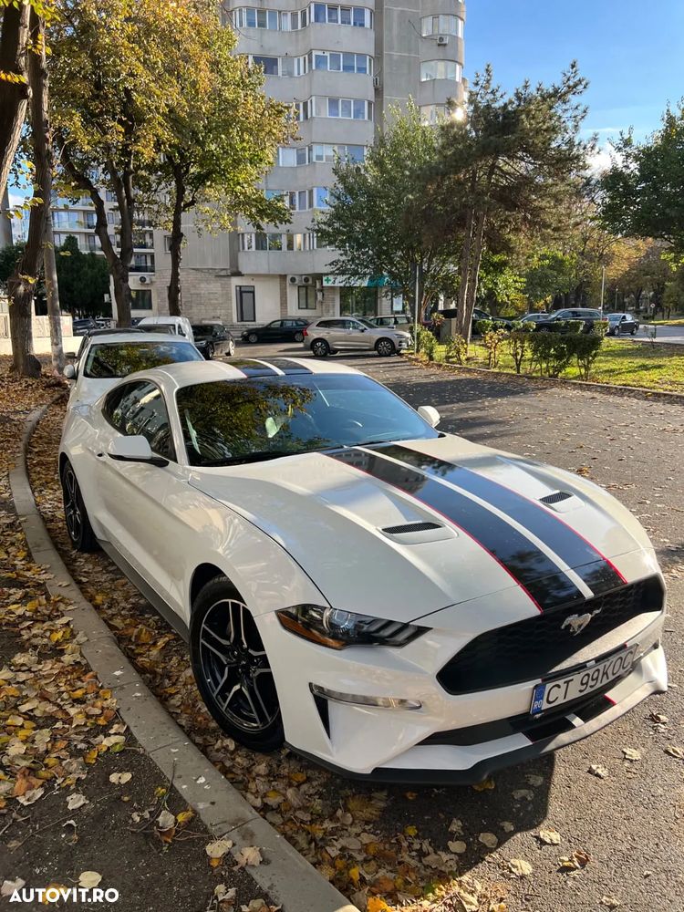 Ford Mustang 2.3 Eco Boost Aut. - 4