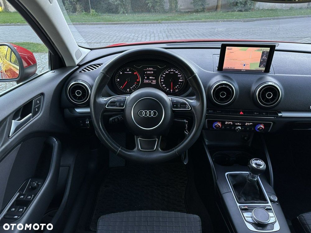 Audi A3 Sportback - 13