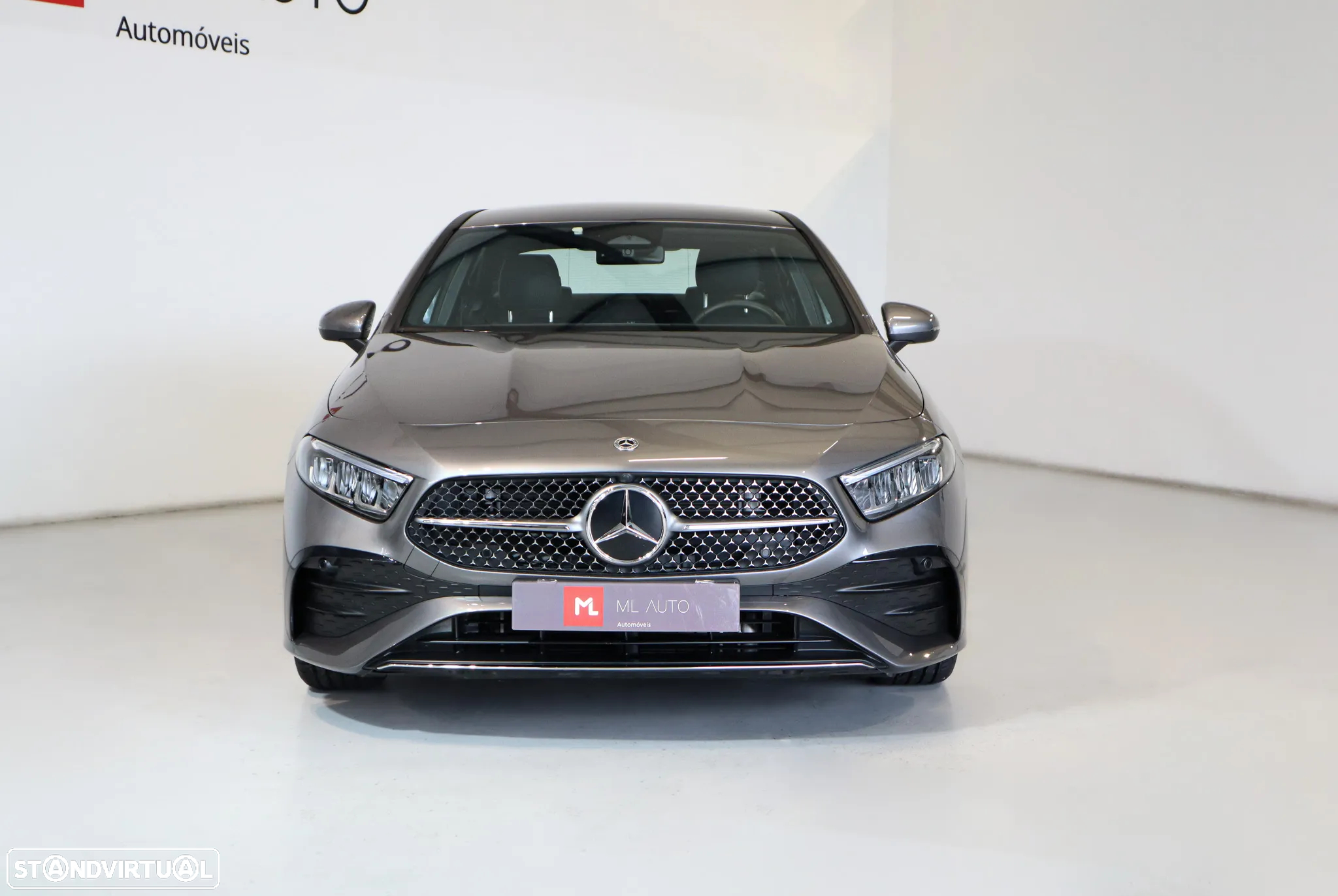 Mercedes-Benz A 200 Limousine AMG Line Aut. - 3