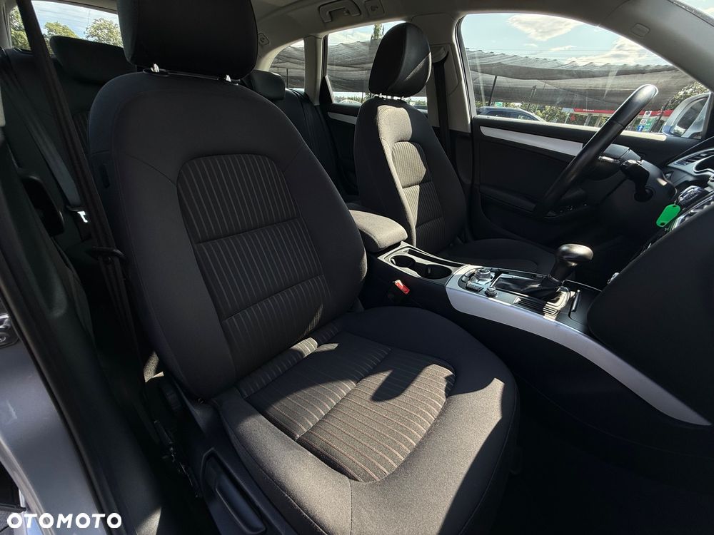 Audi A4 Avant 2.0 TDI DPF multitronic S line Sportpaket - 29