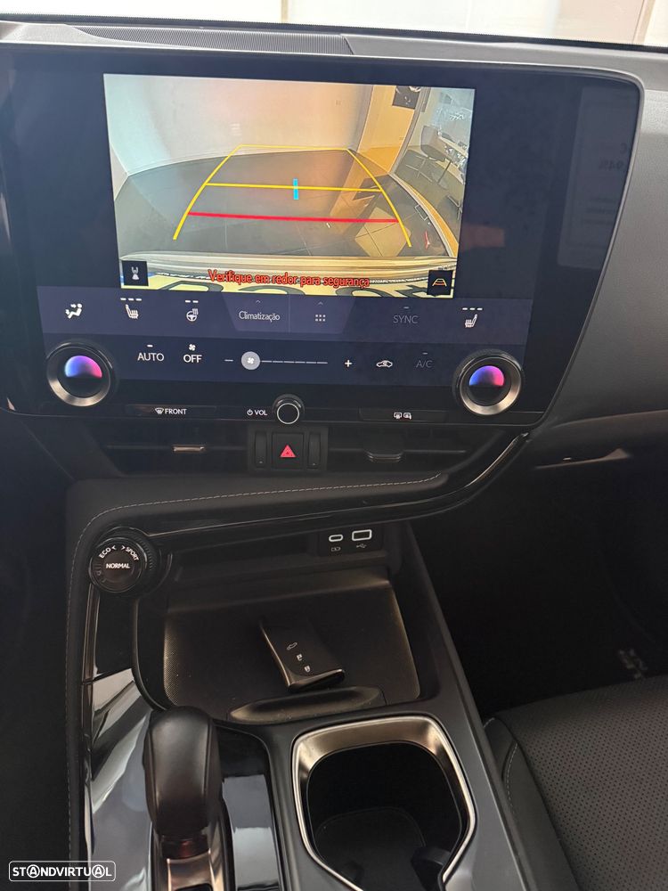 Lexus NX 450h+ Executive Plus - 4
