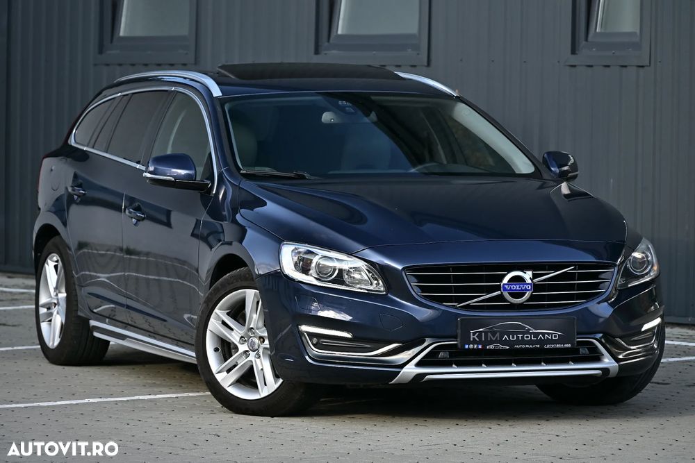 Volvo V60 D6 Plug-In-Hybrid AWD Geartronic Summum - 22