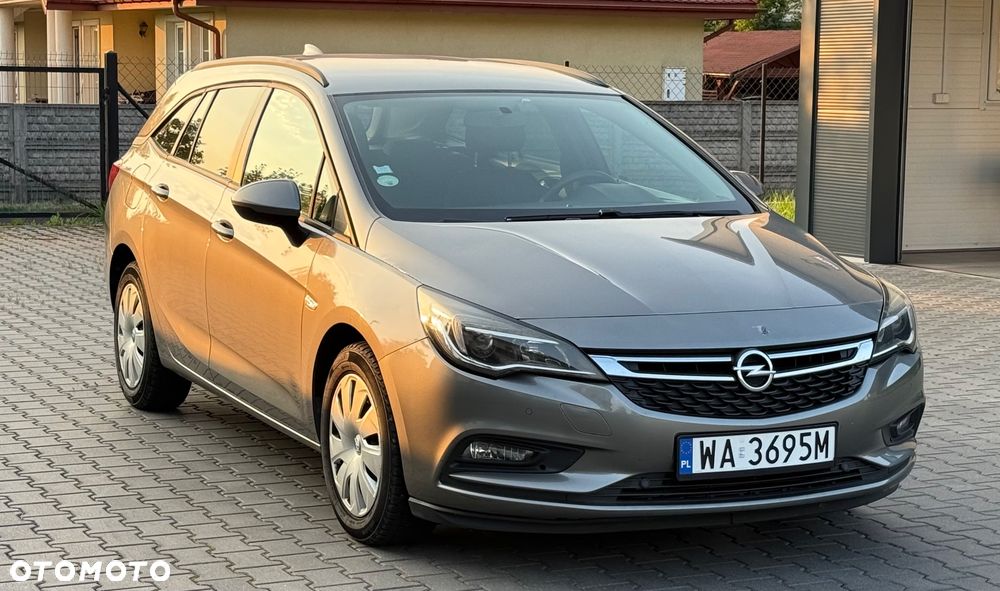 Opel Astra 1.6 CDTI Enjoy