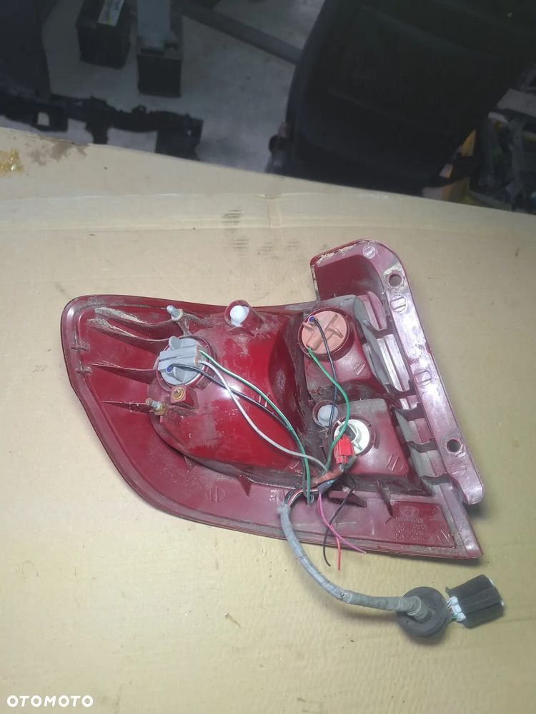 HYUNDAI GETZ lampa prawa tył - 4