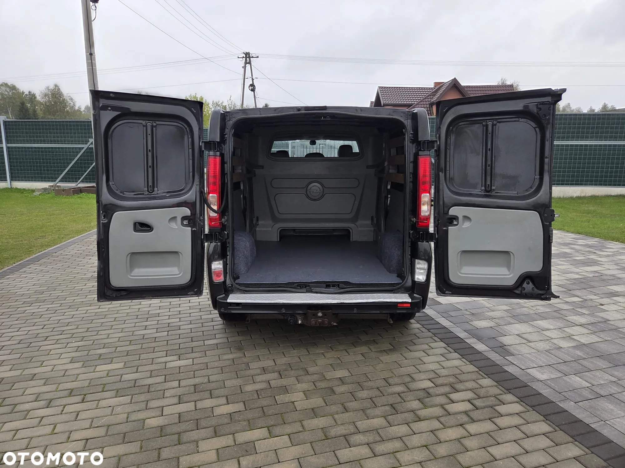 Opel VIVARO LONG KLIMA TEMPOMAT ORYGINAŁ DUBEL KABINA BRYGADÓWKA ZADBANY FULL OPCJA DOPOSAŻÓNY NA MAXA - 13