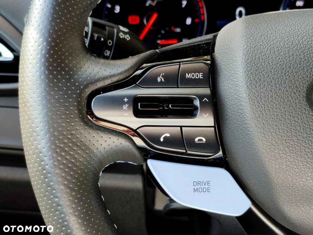 Hyundai i30 N 2.0 T-GDI - 17