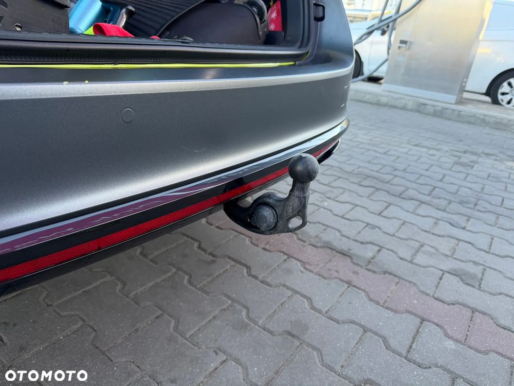 Skoda Octavia 2.0 TSI RS DSG - 25