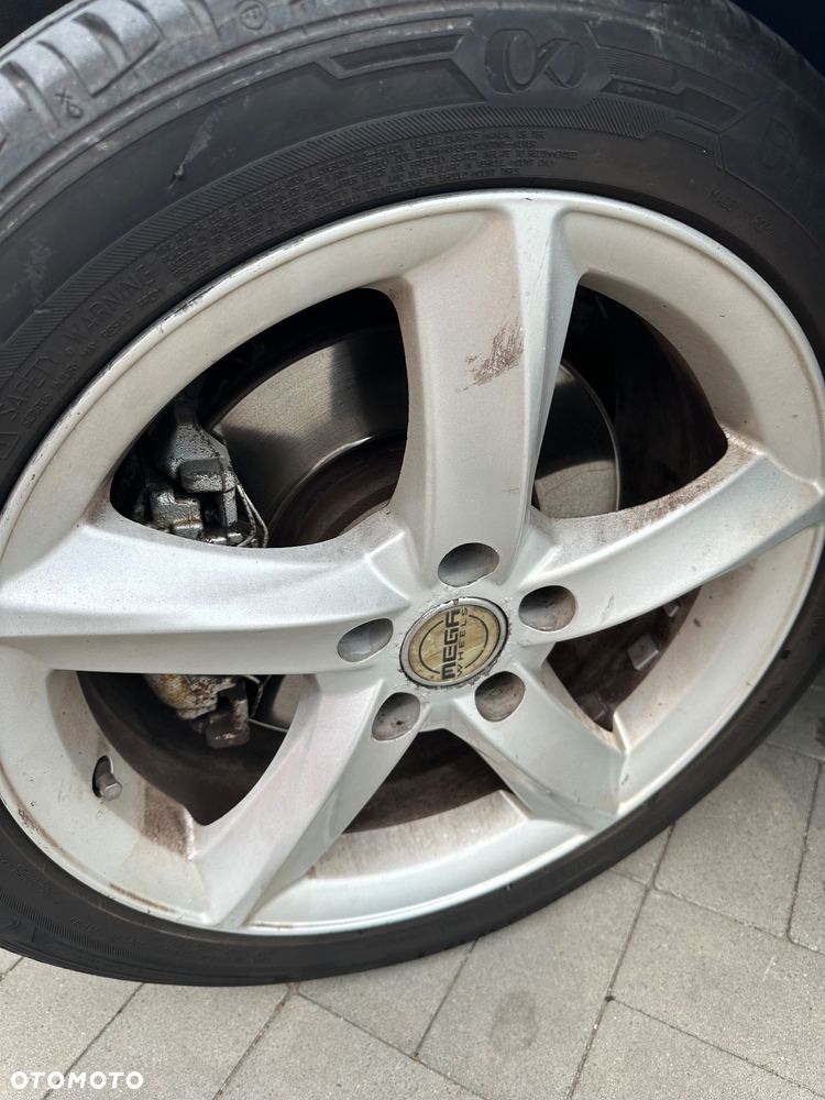 Volkswagen Passat 1.6 TDI DPF BlueMot Comfortline - 20