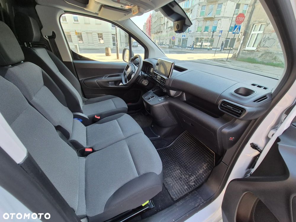 Citroën BERLINGO - 17