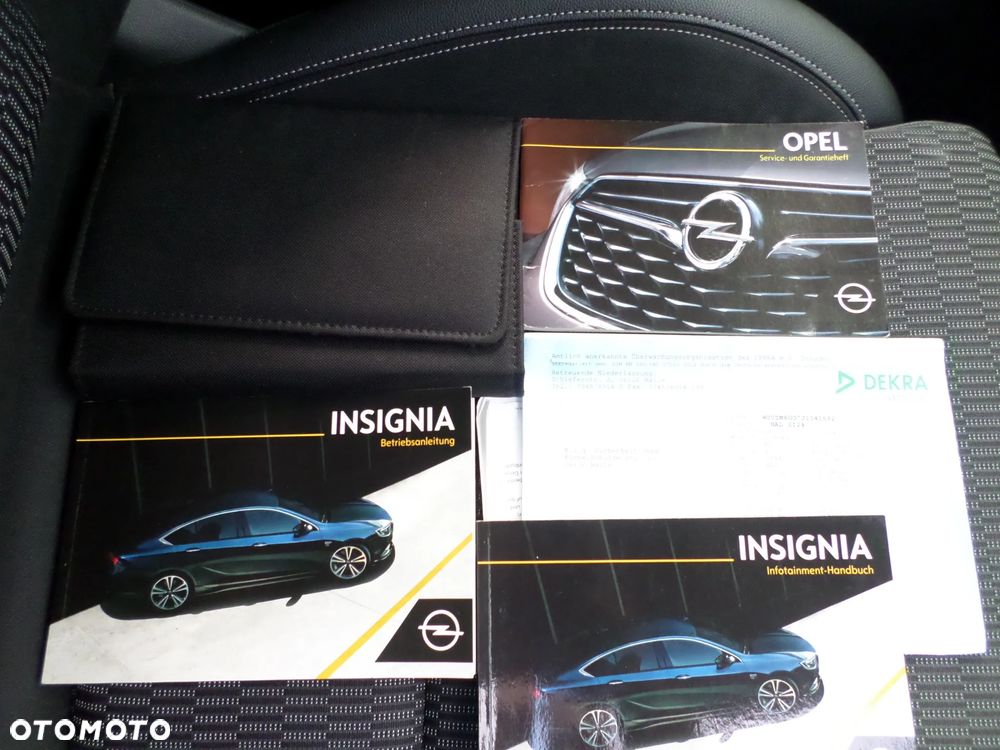 Opel Insignia 2.0 CDTI Cosmo S&S - 30