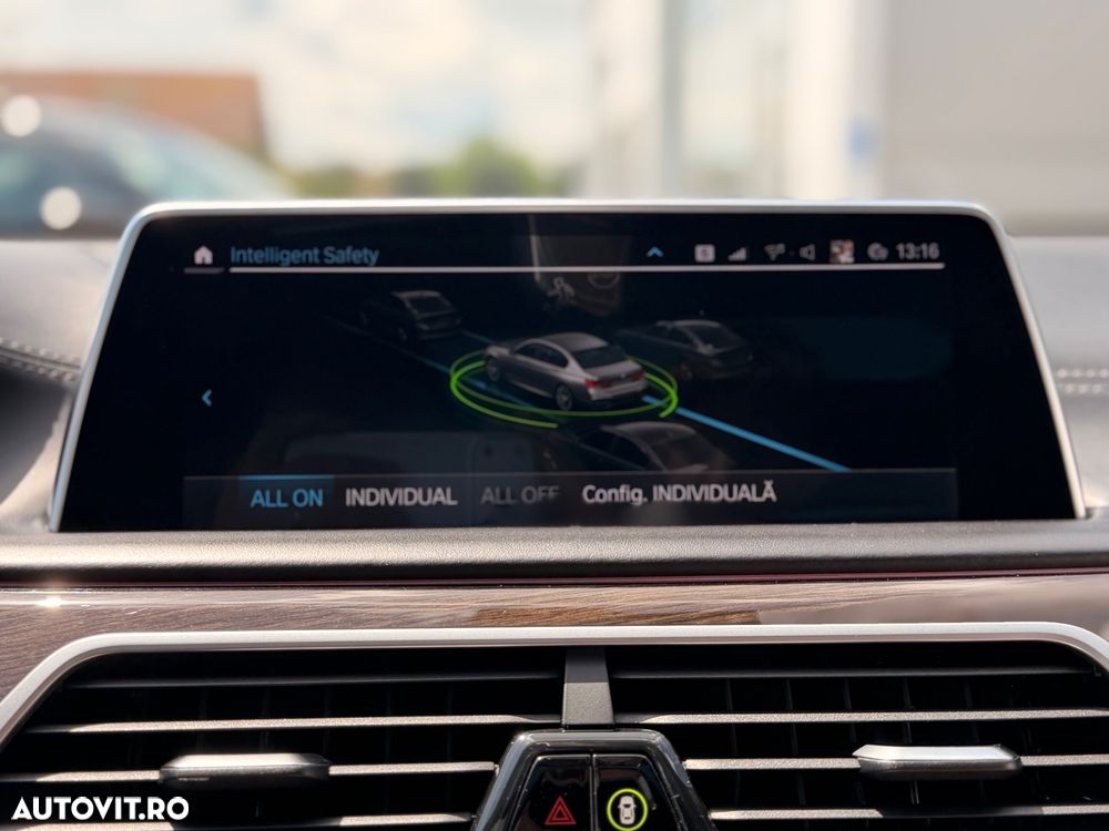 BMW Seria 7 745Le xDrive - 21