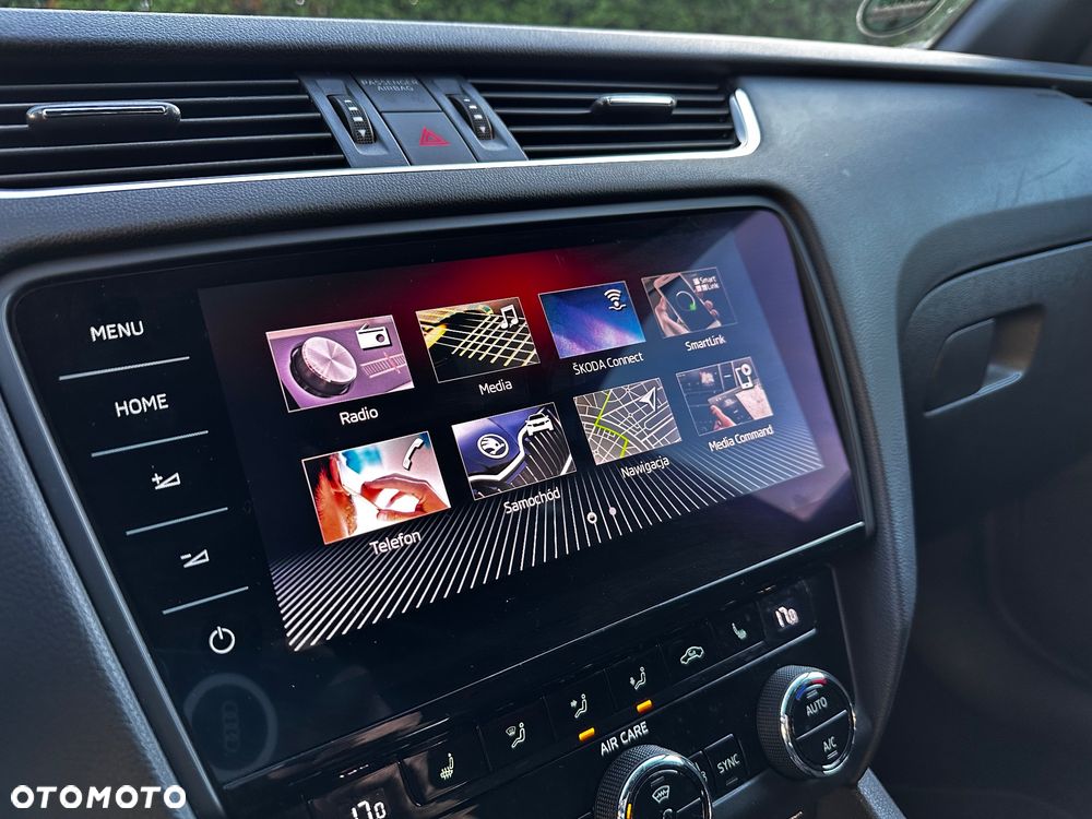 Skoda Octavia 2.0 TSI RS Challenge 245 DSG - 23