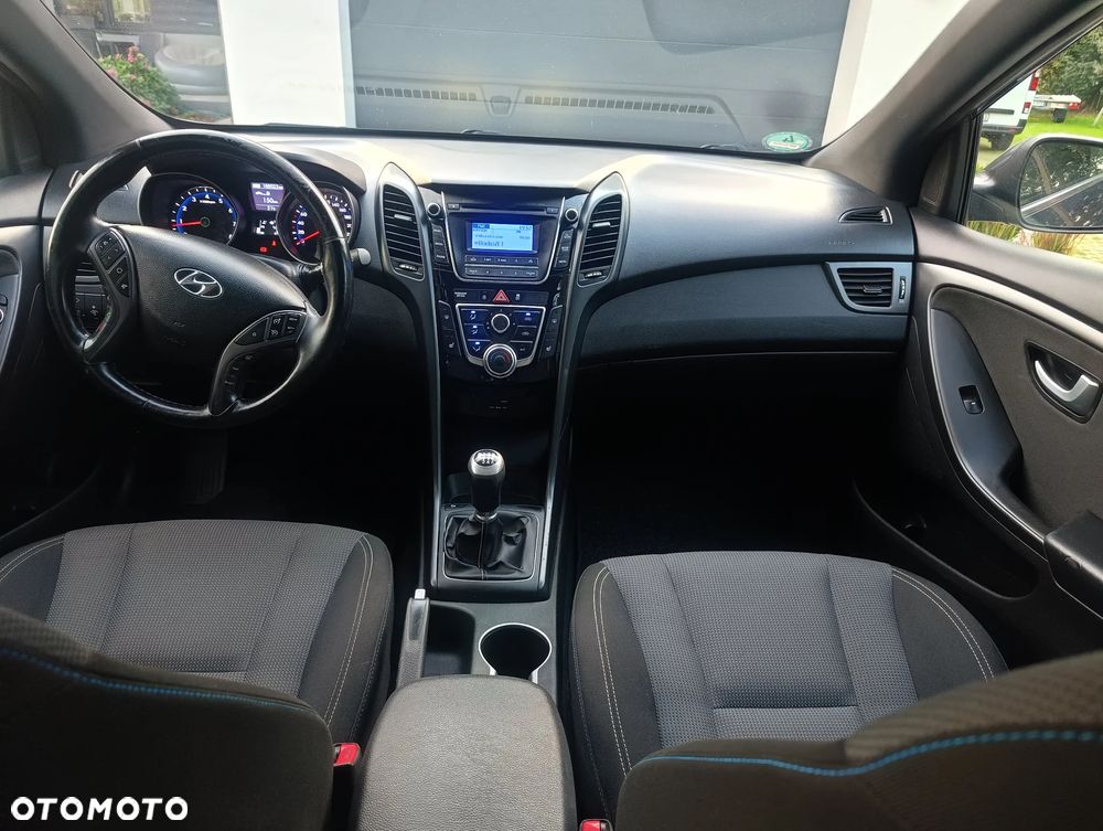 Hyundai i30 1.4 Passion Plus - 16