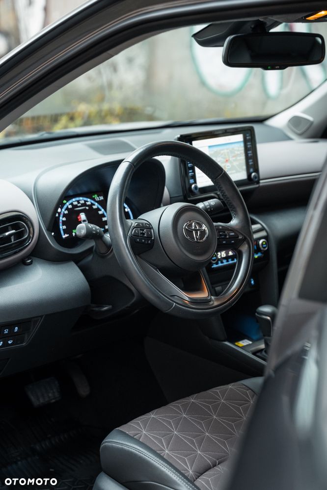 Toyota Yaris Cross - 30