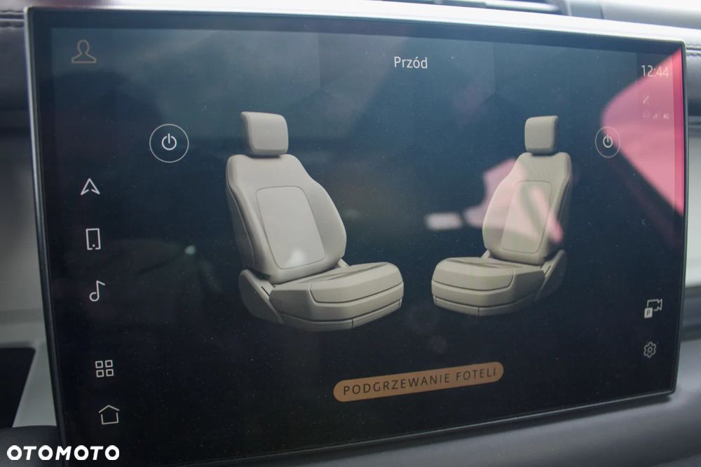 Land Rover Defender 110 D200 X-Dynamic HSE - 24