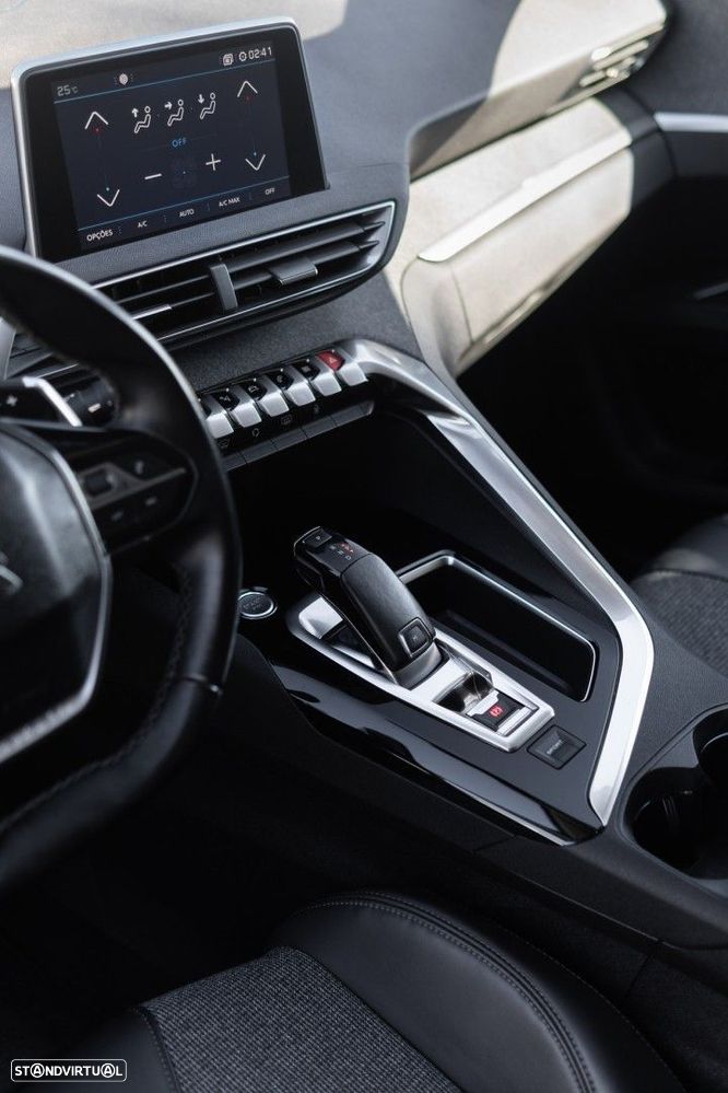 Peugeot 5008 1.2 PureTech Allure EAT6 - 4