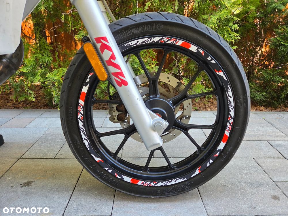 Aprilia SX - 25