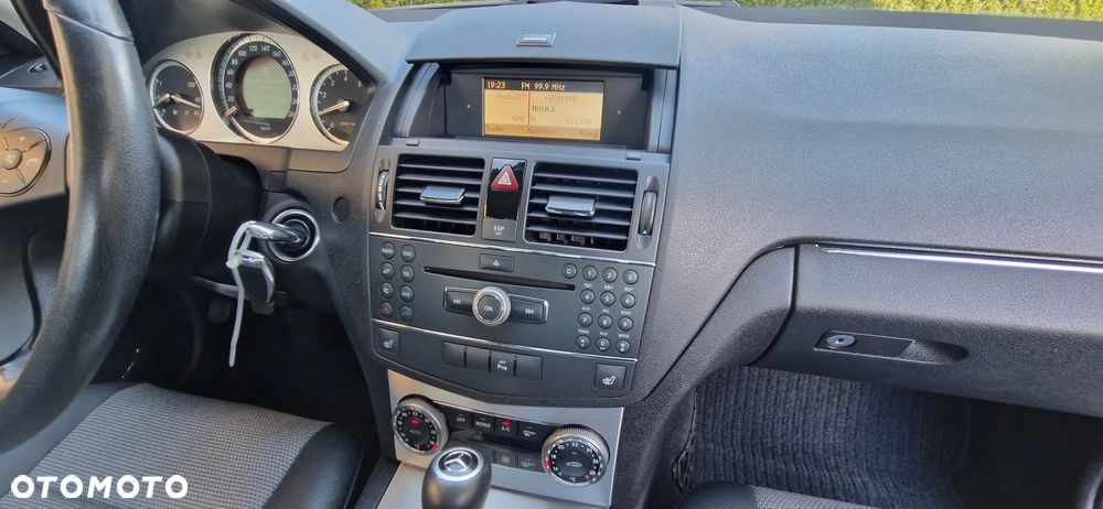 Mercedes-Benz Klasa C 180 Kompressor Automatik Avantgarde - 31