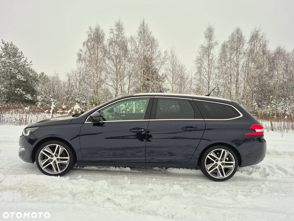 Peugeot 308 155 THP Premium - 4