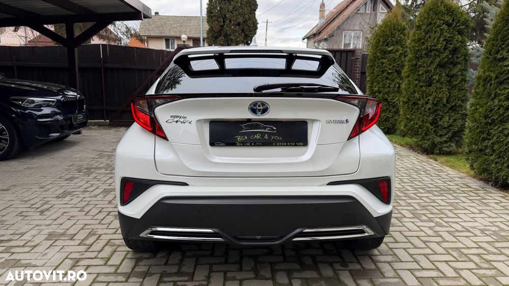 Toyota C-HR 2.0 Hybrid Team Deutschland - 4