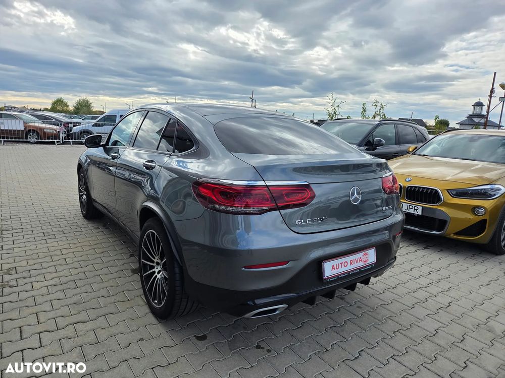 Mercedes-Benz GLC Coupe 300 4Matic 9G-TRONIC AMG Line - 5