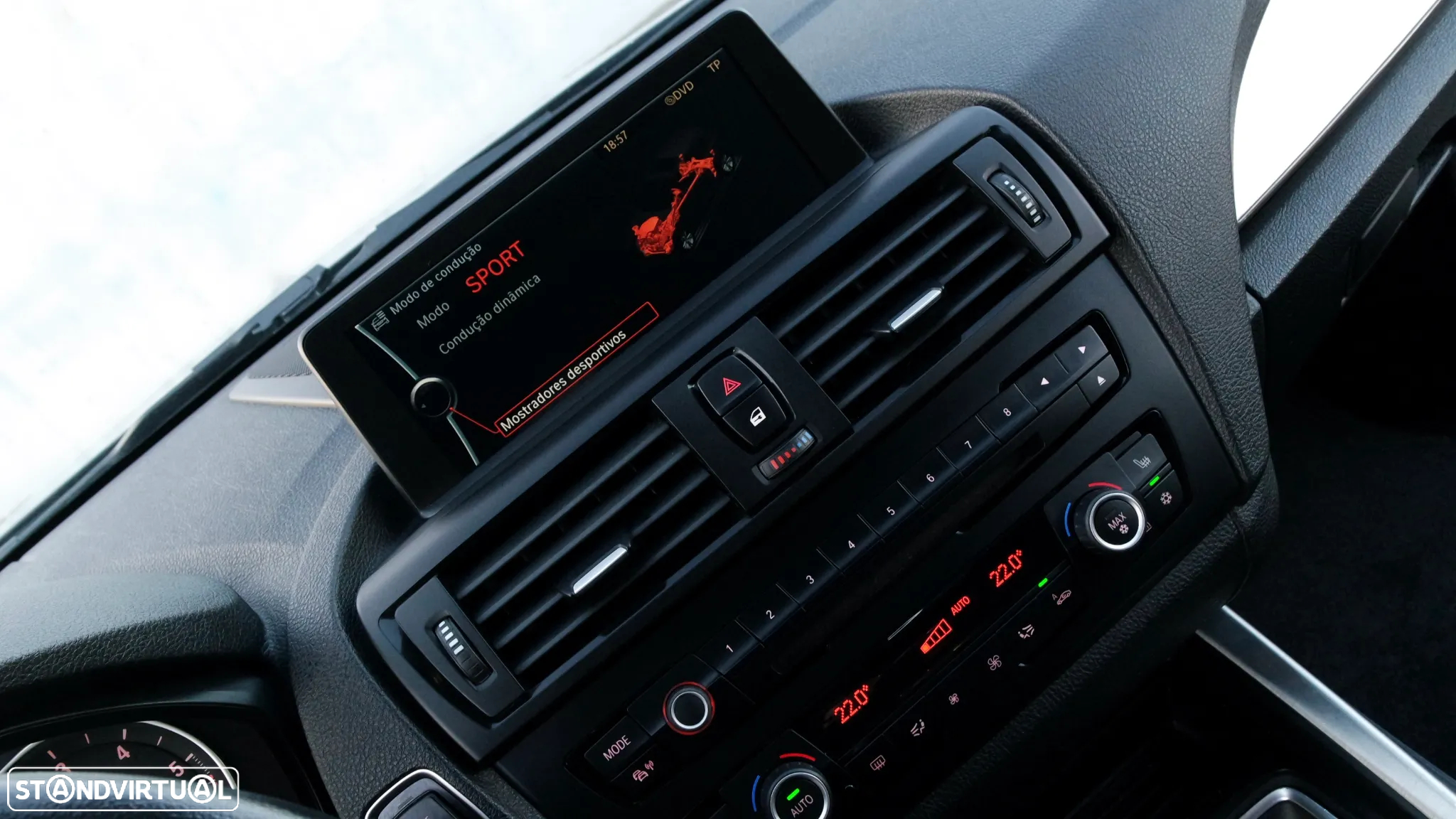 BMW 118 d Pack M - 37